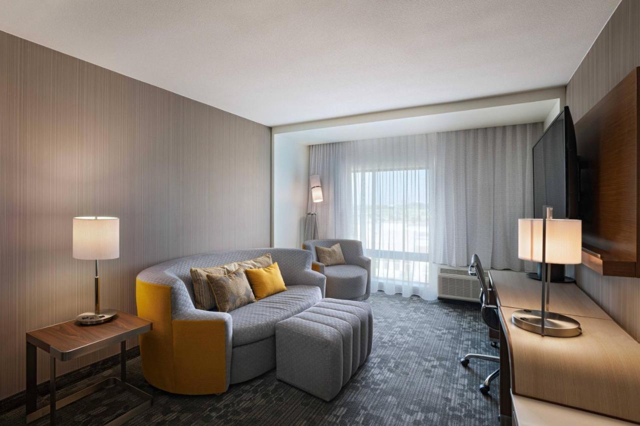 Courtyard Dallas Grand Prairie Esterno foto
