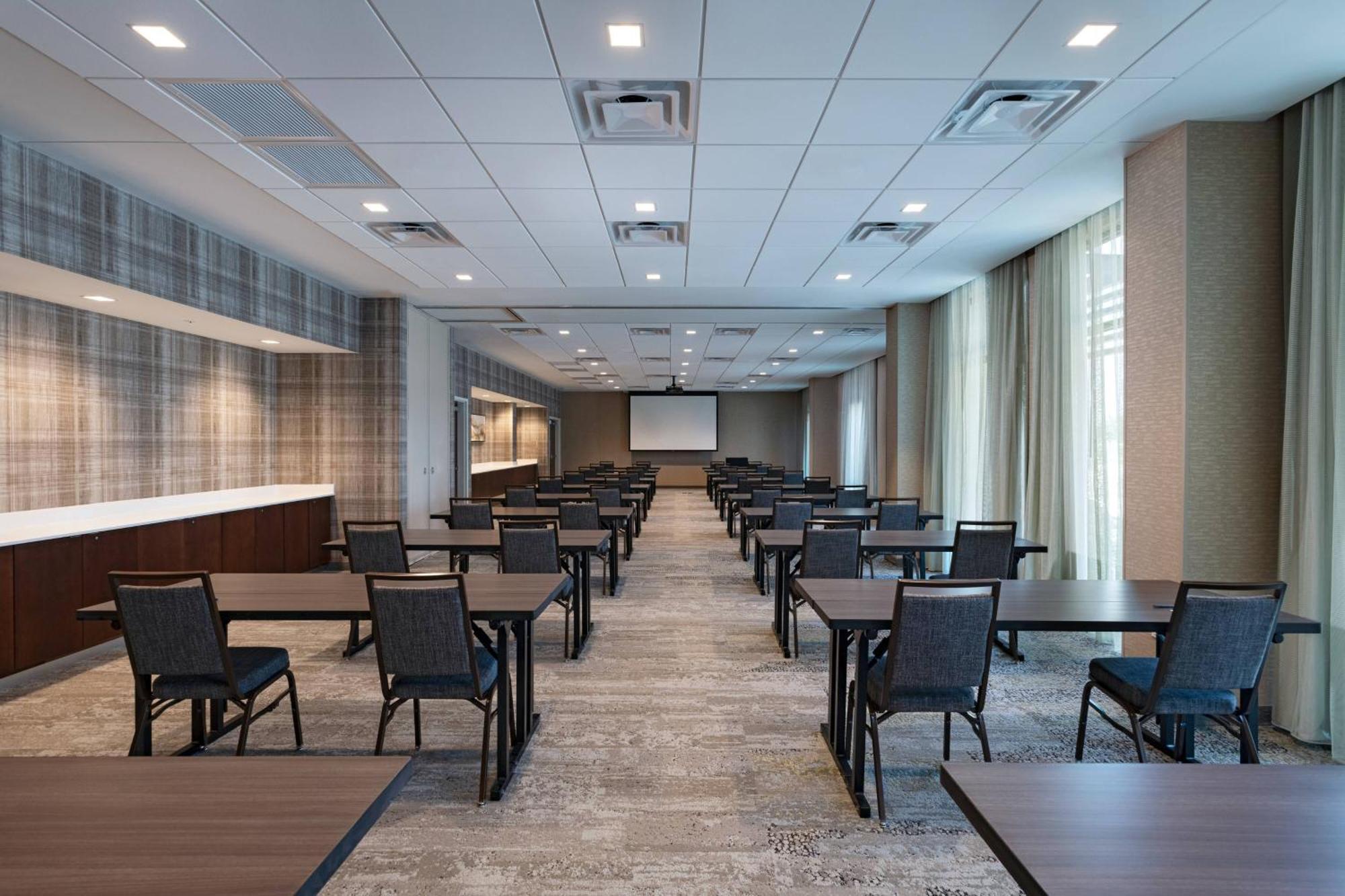 Courtyard Dallas Grand Prairie Esterno foto